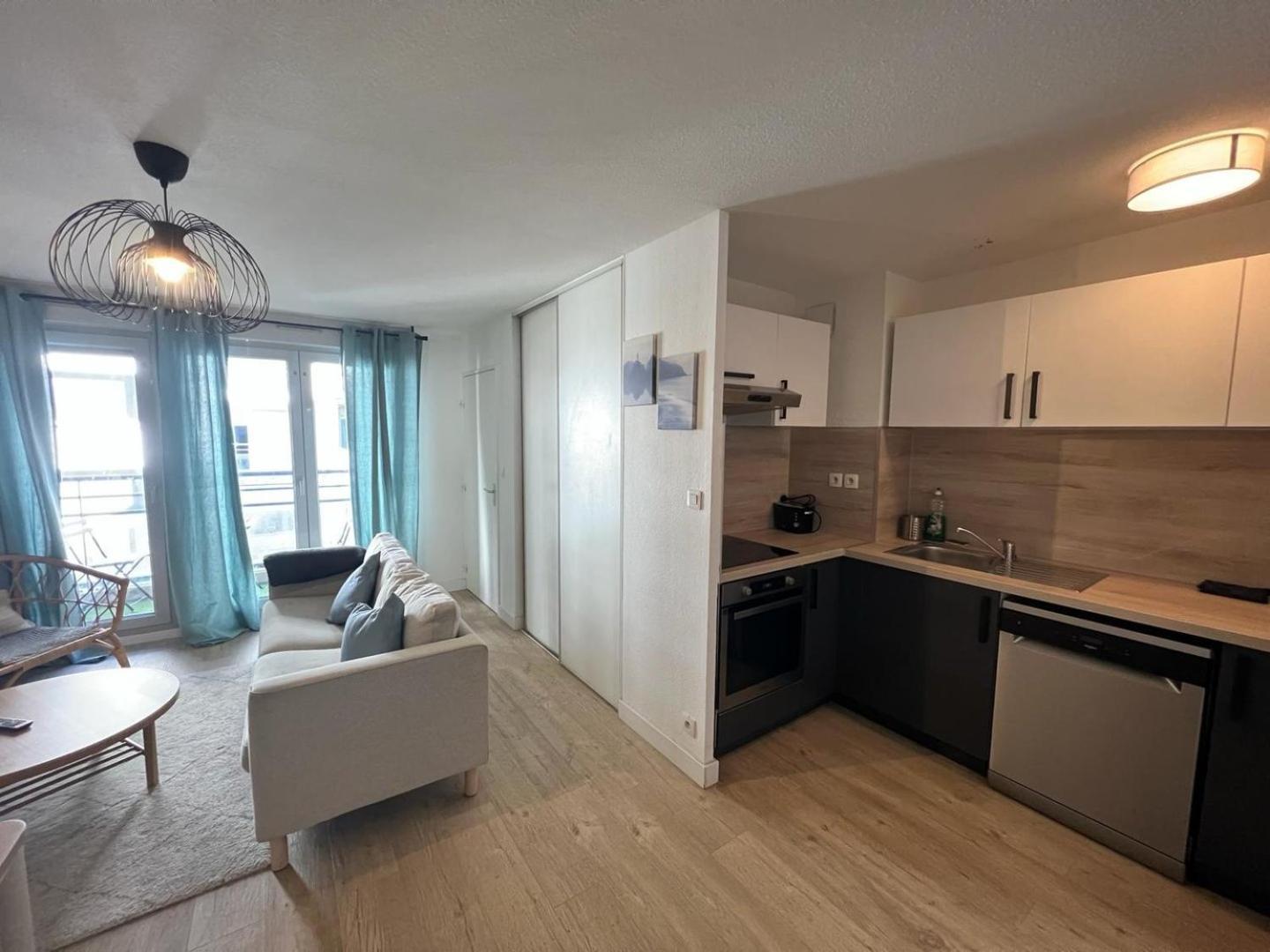 Appartement Beau T3 - Stationnement Prive à Toulouse Extérieur photo